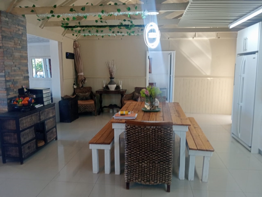 3 Bedroom Property for Sale in Wavecrest Eastern Cape